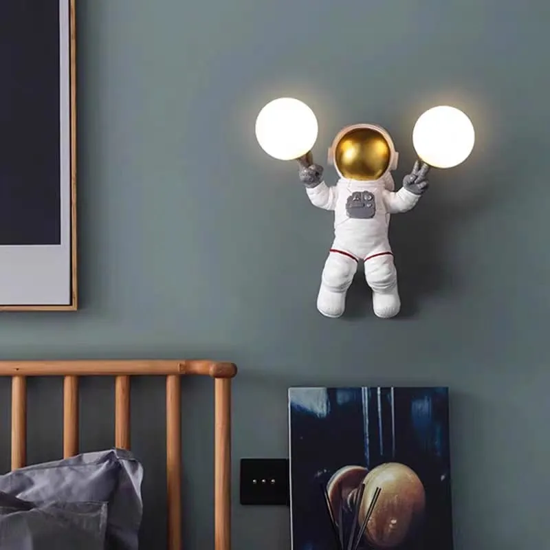 astronaut-wall-lamp-dual-light-space-decor-1-1